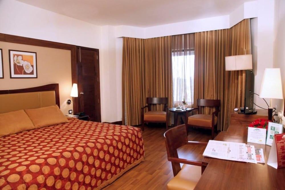 The Retreat Hotel & Convention Centre Mumbai Luaran gambar