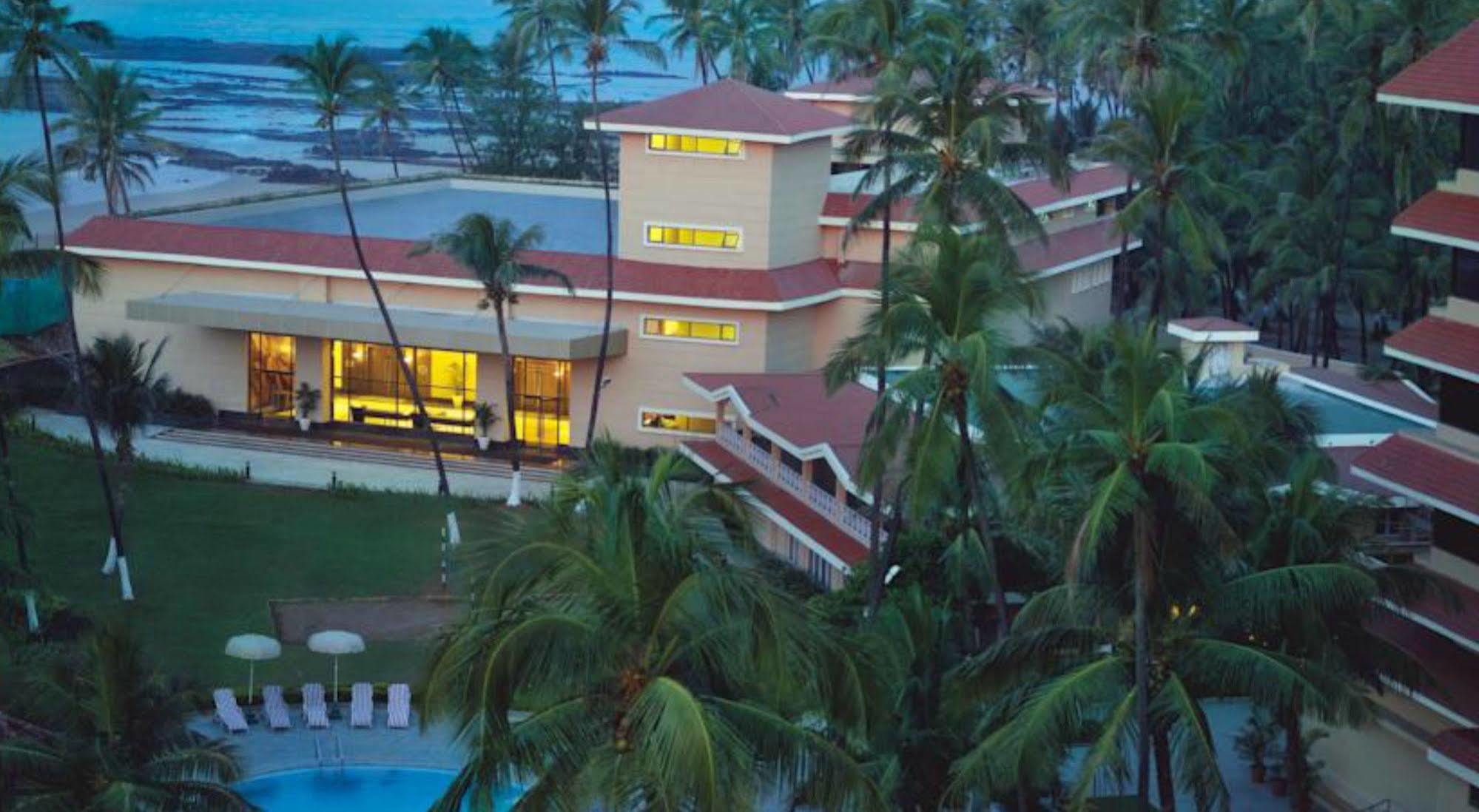 The Retreat Hotel & Convention Centre Mumbai Luaran gambar