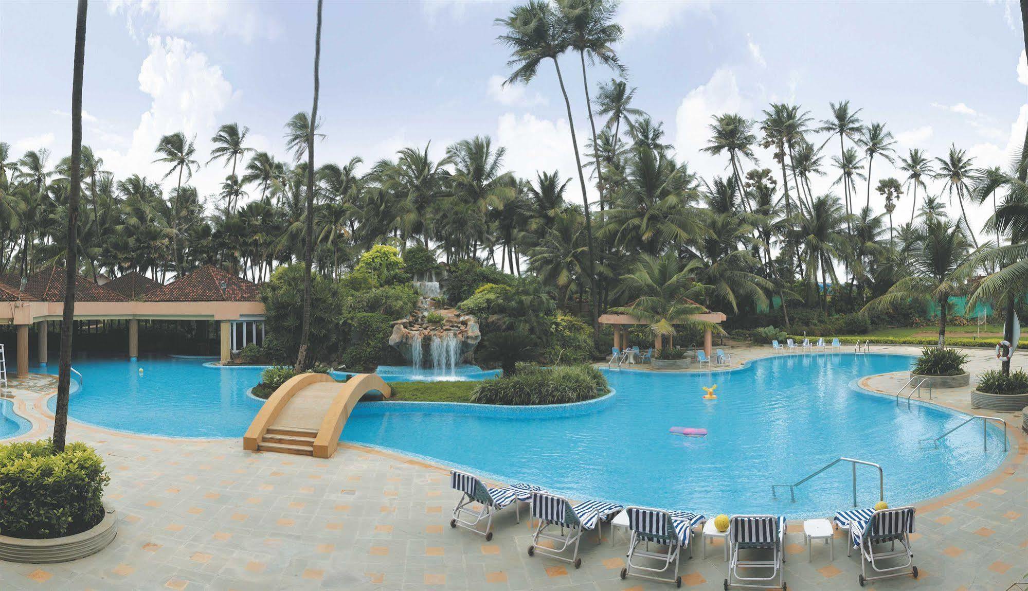 The Retreat Hotel & Convention Centre Mumbai Luaran gambar